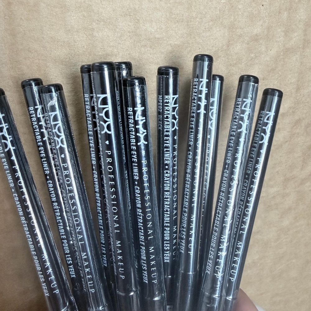 3 NEW SEALED NYX Retractable Eye Liner - Black lot of 3